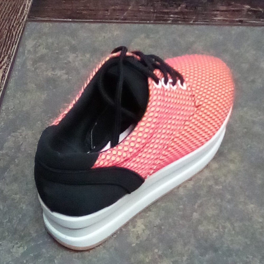 Girl shoes